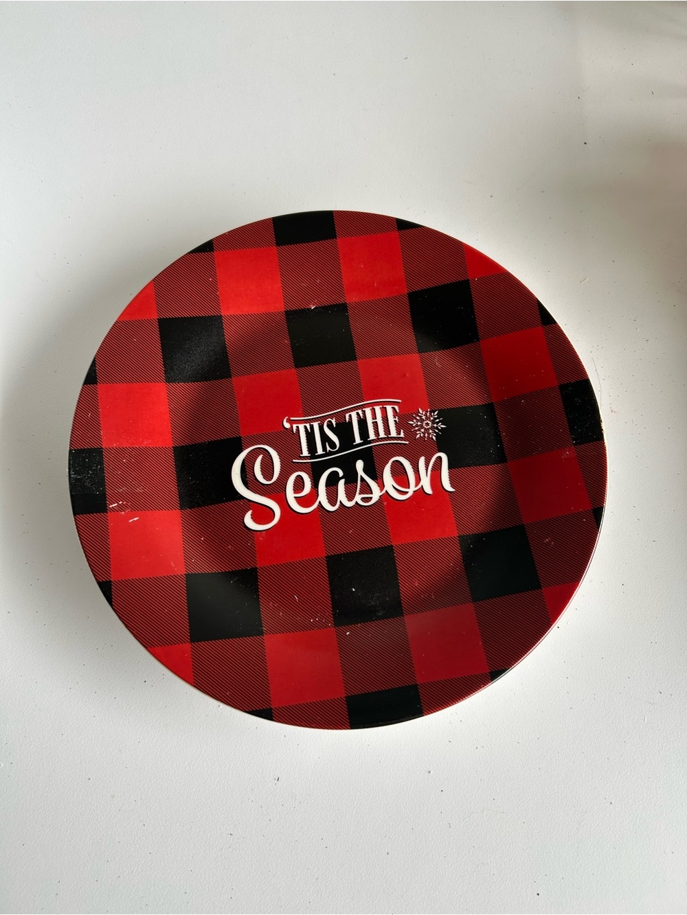 Royal Norfolk Red and Black Buffalo Check Holiday Plate